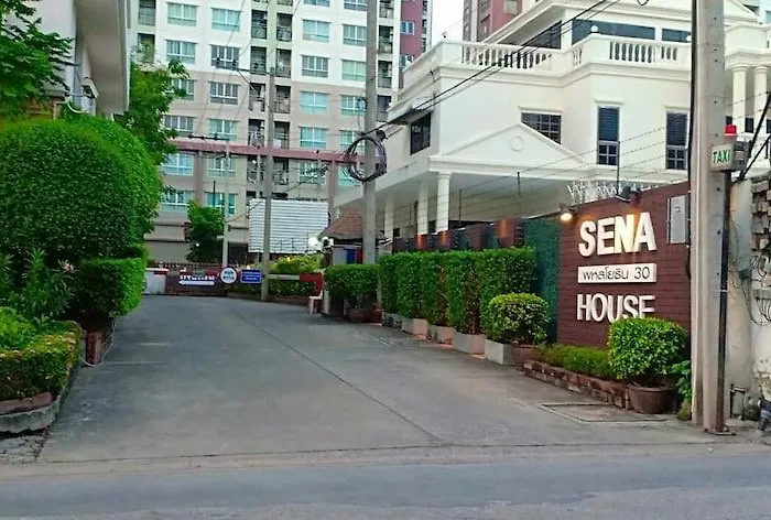 Sena House