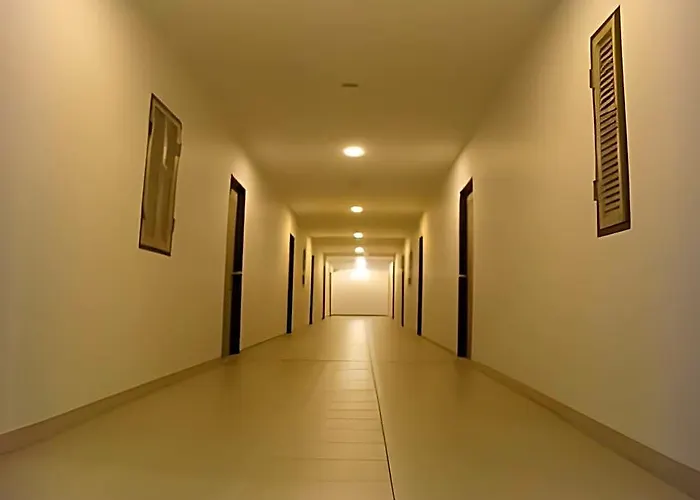 Sena House