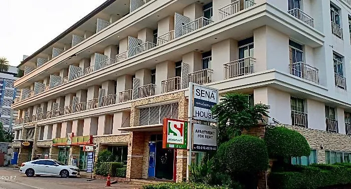 Sena House